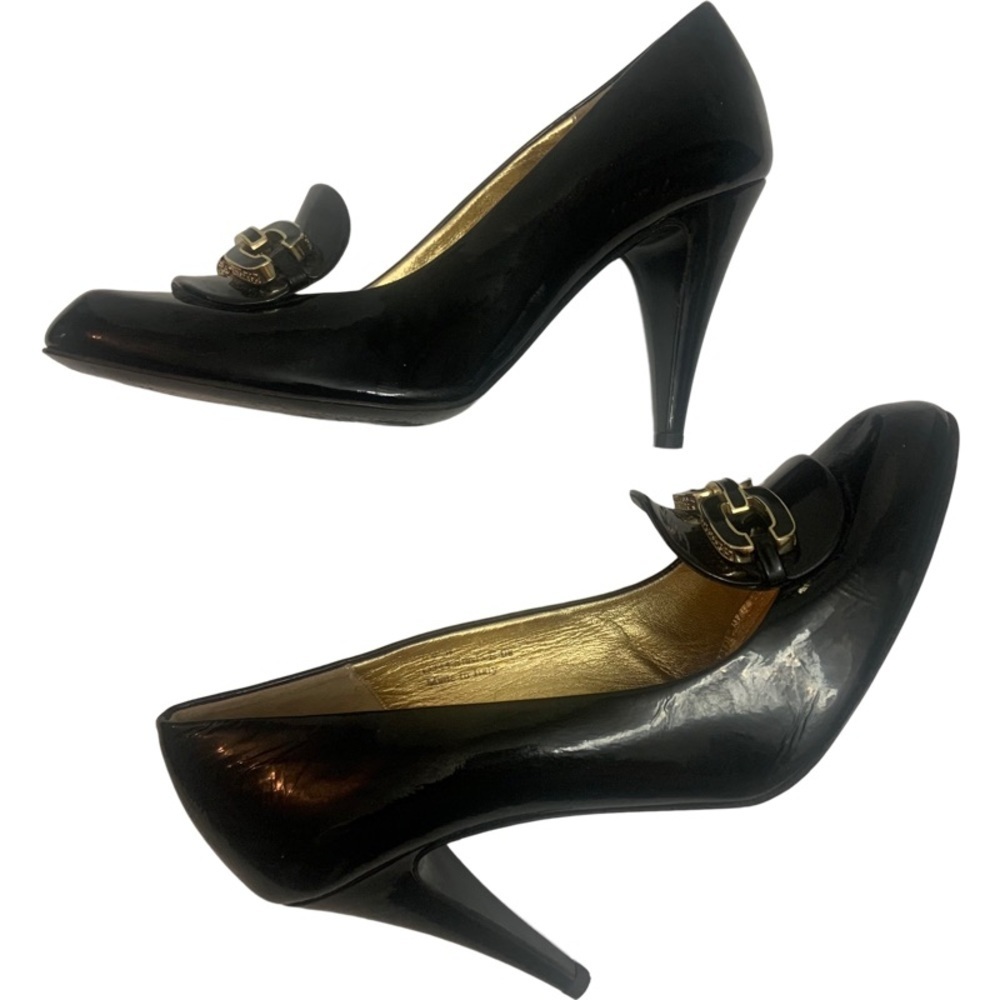Coach Black Patent Leather Signature Double C’s Gold Metal Detail 4” Heel Pumps - Picture 7 of 14